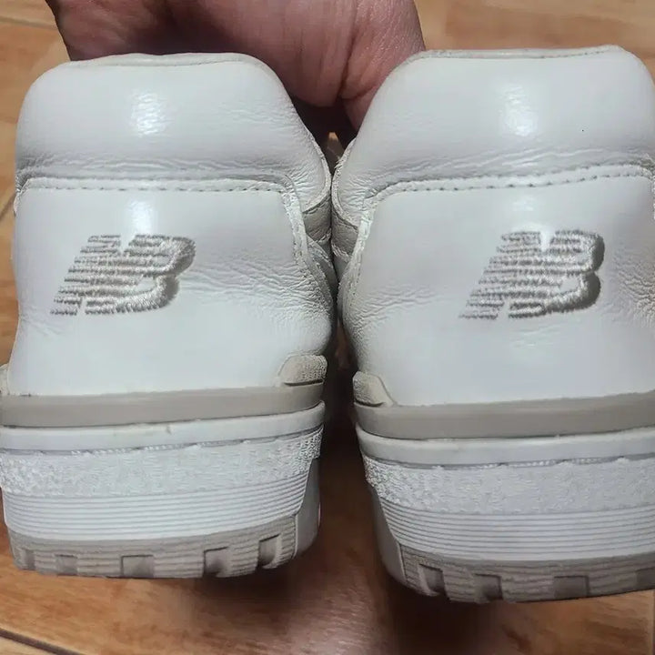 [BUNJANG] New Balance 550 Ivory Sneakers / 뉴발란스 550 아이보리 265