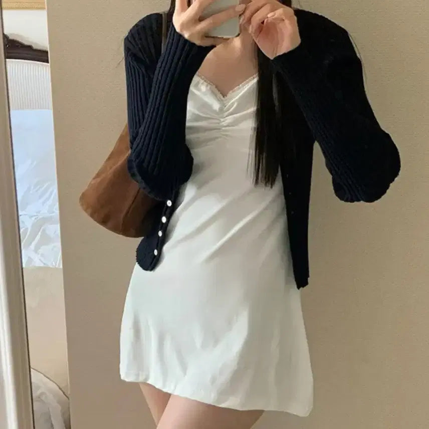 [SOLD OUT] [미개봉 새상품]꼰미고 셔링 미니원피스 블랙