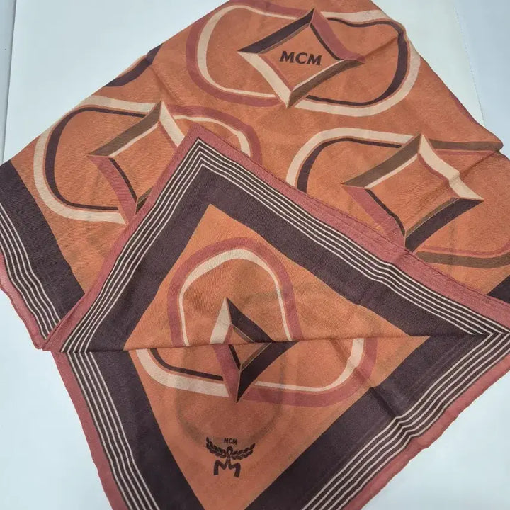 [BUNJANG] MCM Scarf / MCM 스카프