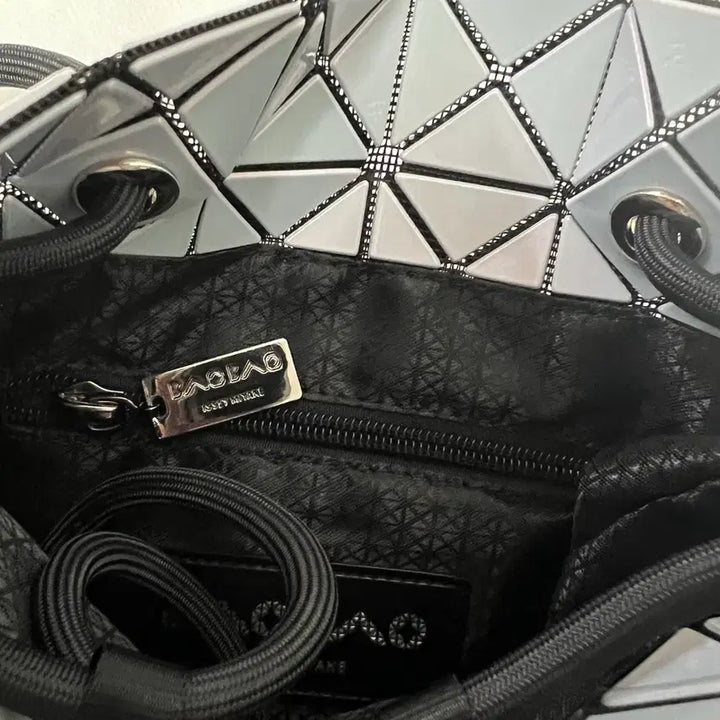 [BUNJANG] Bao Bao Issey Miyake Ring Bag / 바오바오링백