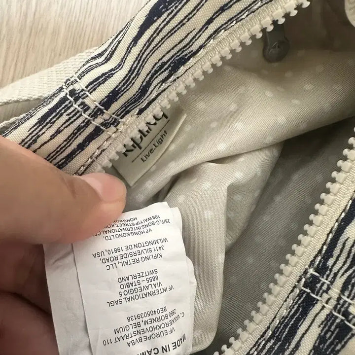 [BUNJANG] Kipling Stripe Crossbody Shoulder Bag / 키플링 스트라이프 크로스 숄더 가방