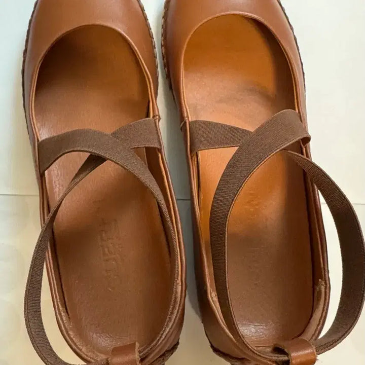 [BUNJANG] Quern Valencia 16 Ballerina Almond 235 / 쿠에른 발렌시아 16 발레리나(아몬드)_235