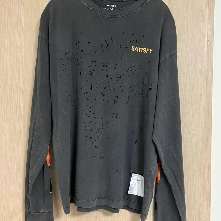 [BUNJANG] Satisfy The Locker Mostech Long Tee M / 새티스파이 더라커 모스테크 롱티 M