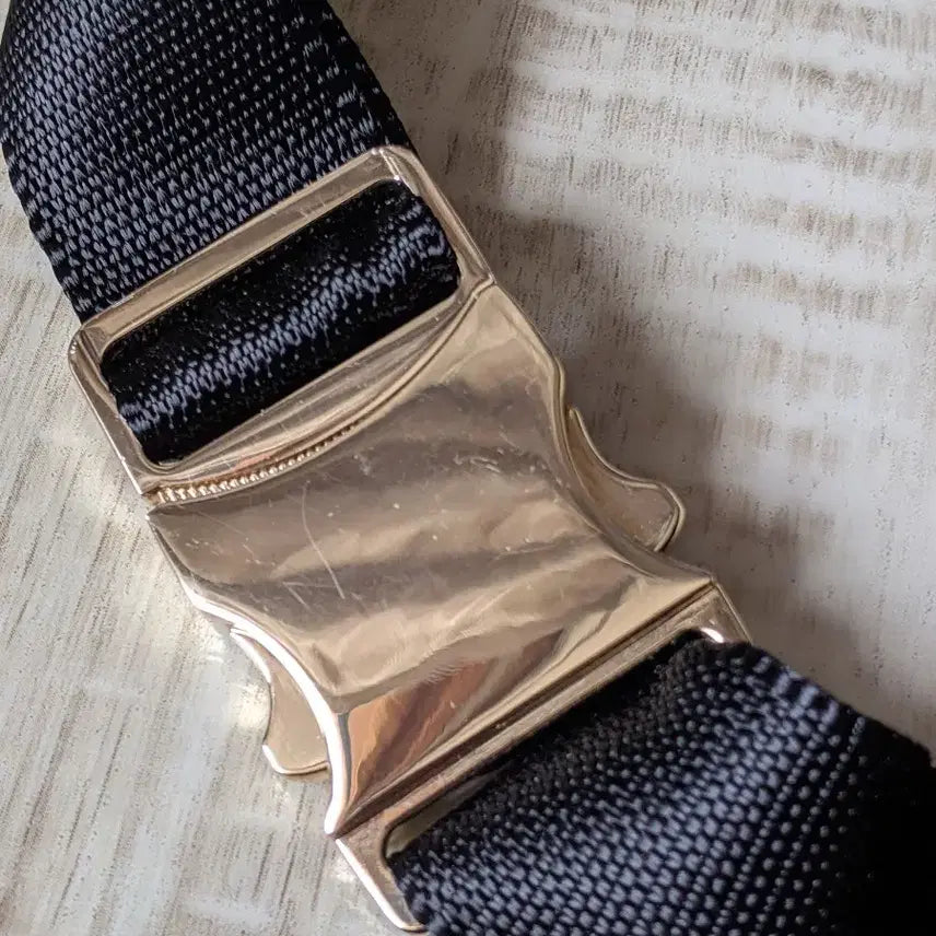 [BUNJANG] Sandro Velvet Waist Bag / 거의 새상품 정품 산드로 벨벳 힙색 벨트백 웨이스트백 크로스백