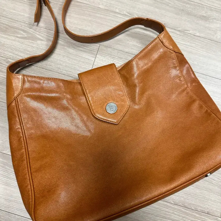 [BUNJANG] Minitmute Baton Bag Large Camel / 미닛뮤트 바톤백 라지 카멜