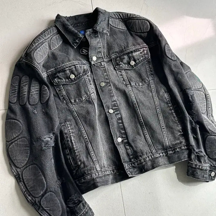 [BUNJANG] Balenciaga x Yeezy Gap Padded Denim Jacket (Black) - Size M / 이지 갭 발렌시아가 패디드 데님 자켓 흑청 m 판매합니다!