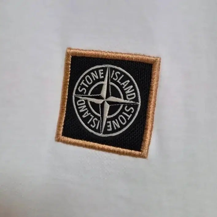 [BUNJANG] Stone Island Slim Fit Polo Shirt XL / 스톤아일랜드 화이트 슬림핏 카라티 XL
