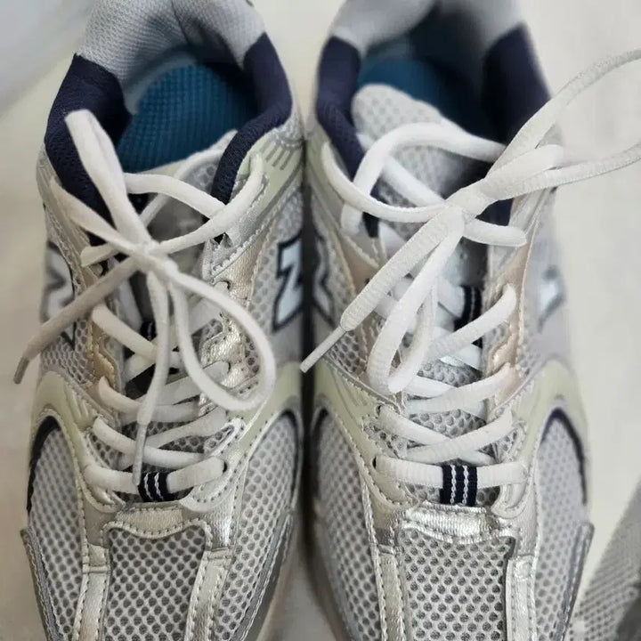 [BUNJANG] New Balance Mesh Sneakers Silver/White / 뉴발란스 메쉬 운동화 실버/화이트