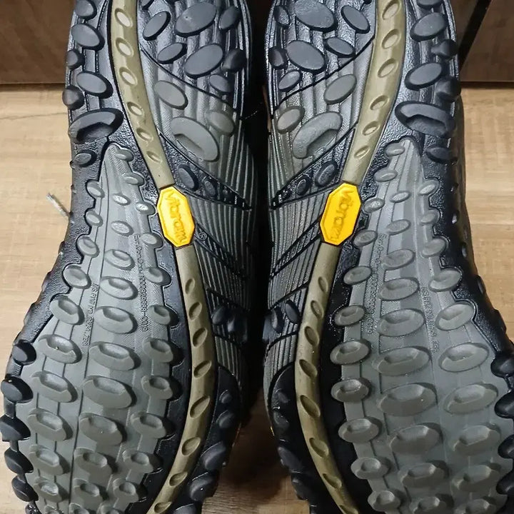 [BUNJANG] 머렐 남성 트레킹화 J73703 사이즈 275mm / 머렐 남성 트레킹화 J73703 사이즈 275mm
