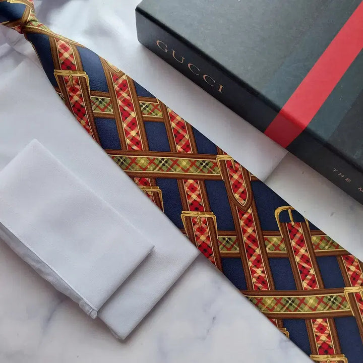 [BUNJANG] Gucci Belt Motif Pattern Tie / 구찌 네이비 벨트 모티브 패턴 넥타이 9.3cm A+등급 K2564
