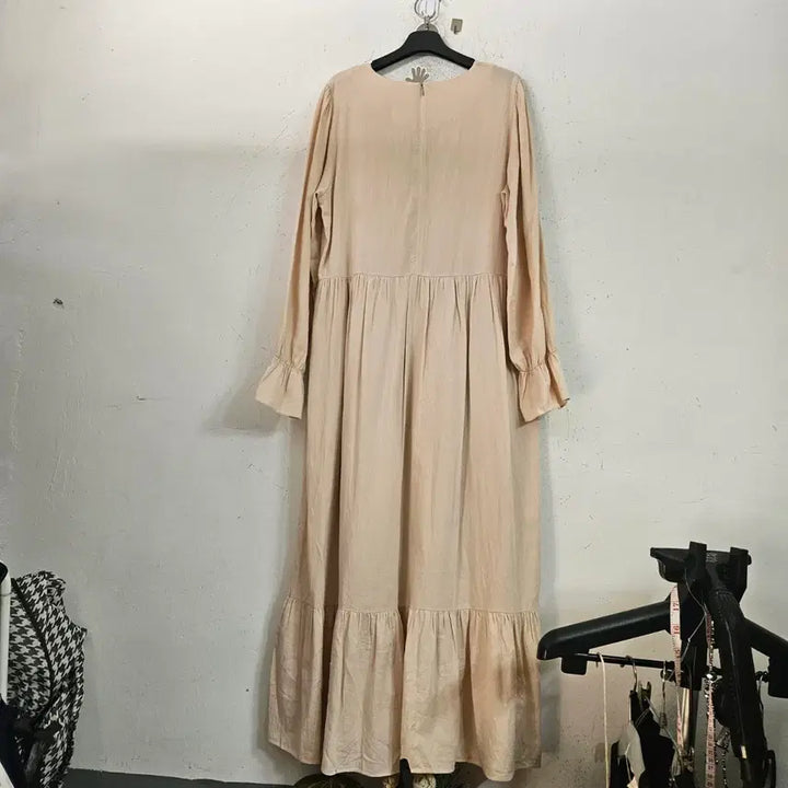 [BUNJANG] Long Beige Ruffle Dress / 롱 원피스 베이지 캉캉 free