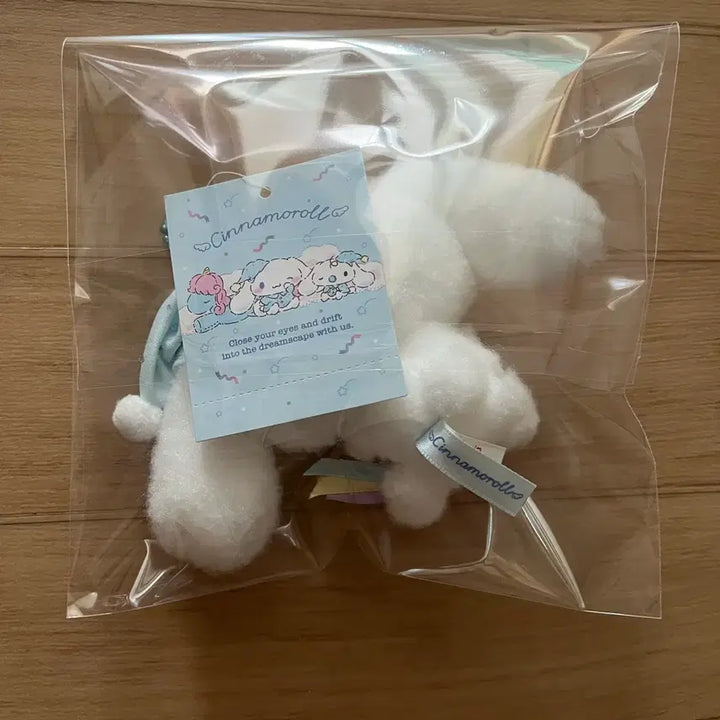 [BUNJANG] Sanrio Cinnamoroll Milk Nemunemu Time Mascot Plush / 산리오 시나모롤 밀크 네무네무 타임 마스코트 인형