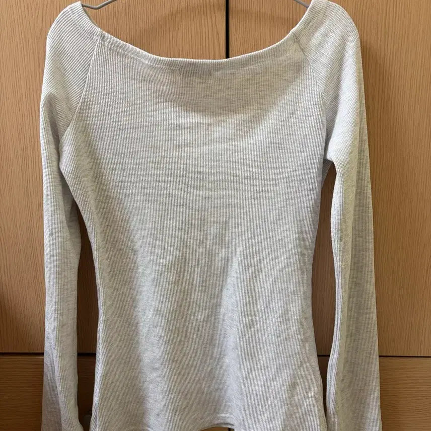 [SOLD OUT] 거의 새상품)플리즈노팔로우 줄스 롱슬리브탑 화이트멜란지