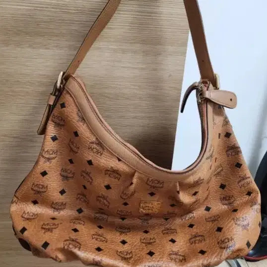 [BUNJANG] MCM Shoulder Bag Brown / MCM 가방 숄더백 브라운