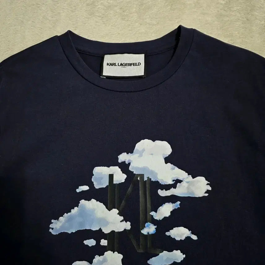 [SOLD OUT] (77)여성 칼라거펠트 구름 프린팅 반팔 티셔츠