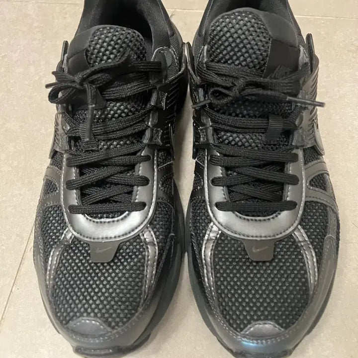 [BUNJANG] Nike V2K Black Sneakers / 나이키 v2k 블랙 270