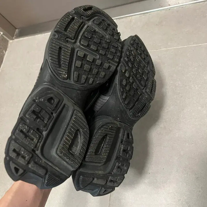 [BUNJANG] Nike V2K Black Sneakers / 나이키 v2k 블랙 270