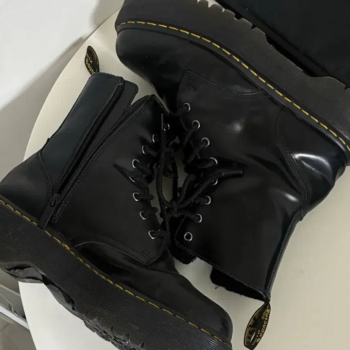 [BUNJANG] Dr. Martens Jadon Boots Black Size 280 (US 10) / 닥터마틴 제이든 43(280)