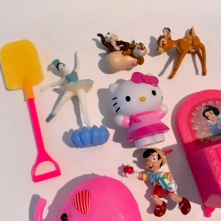 [BUNJANG] Sanrio Hello Kitty Vintage Mini Figure Toy / 빈티지 헬로키티 피규어 고전키티 고전토이