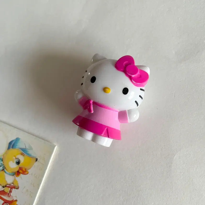 [BUNJANG] Sanrio Hello Kitty Vintage Mini Figure Toy / 빈티지 헬로키티 피규어 고전키티 고전토이