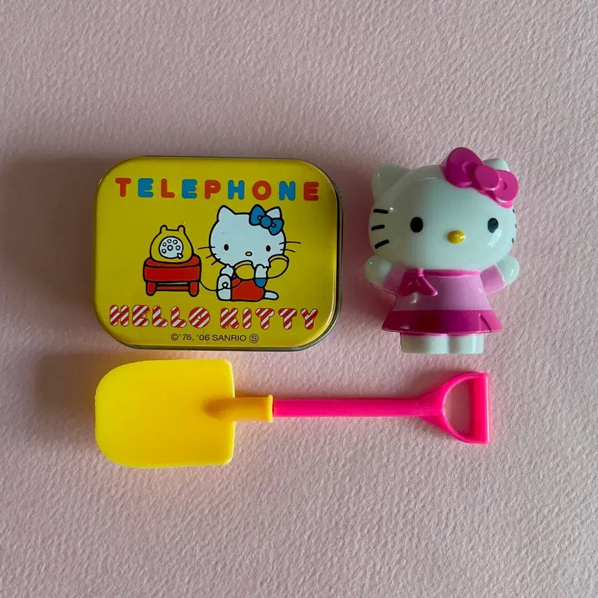 [BUNJANG] Sanrio Hello Kitty Vintage Mini Figure Toy / 빈티지 헬로키티 피규어 고전키티 고전토이
