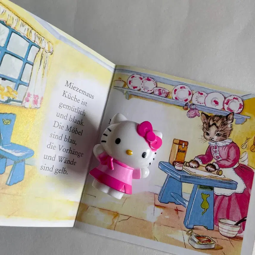 [BUNJANG] Sanrio Hello Kitty Vintage Mini Figure Toy / 빈티지 헬로키티 피규어 고전키티 고전토이