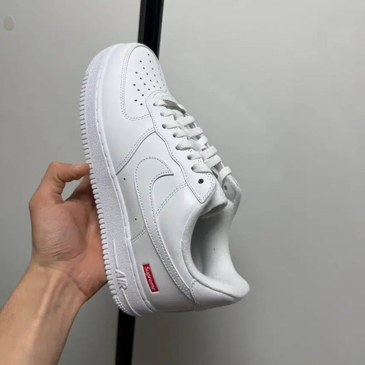 [BUNJANG] Nike Air Force 1 Supreme White Sneakers / 나이키 에어포스1 슈프림 화이트