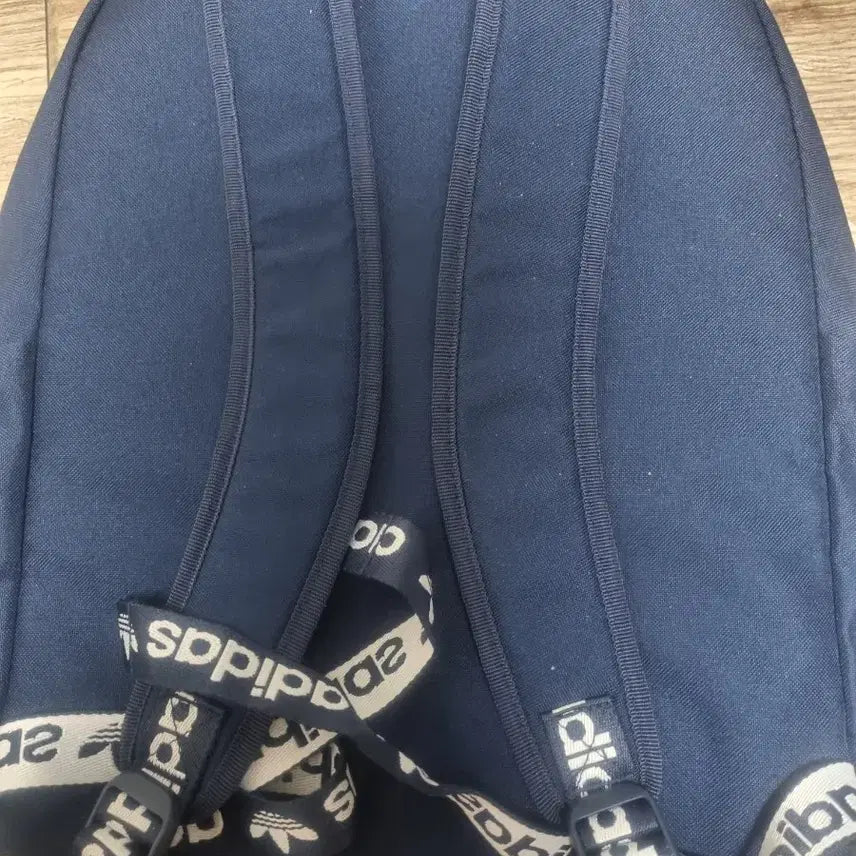 [BUNJANG] Adidas Navy Backpack / 아디다스 네이비 백팩 가방