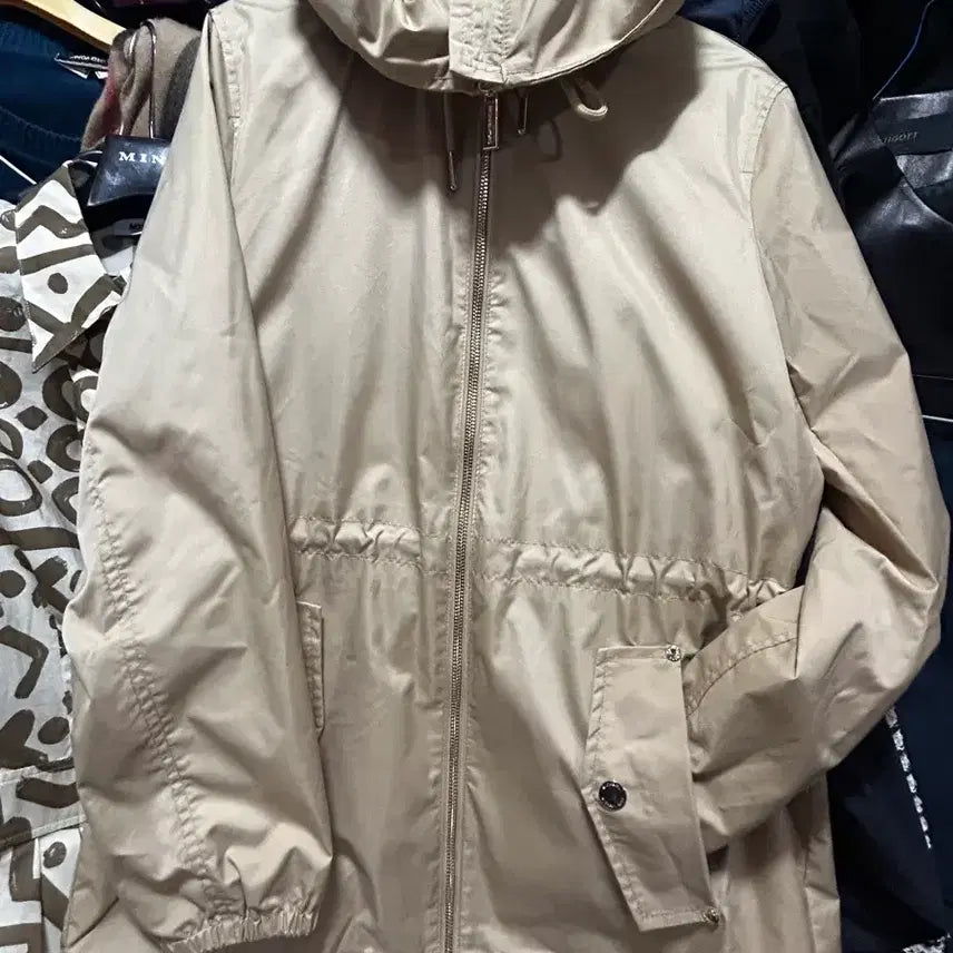 [BUNJANG] Michael Kors Beige Hooded Windbreaker Jacket S~M / 마이클코어스 베이지 후드 바람막이 자켓 S~M