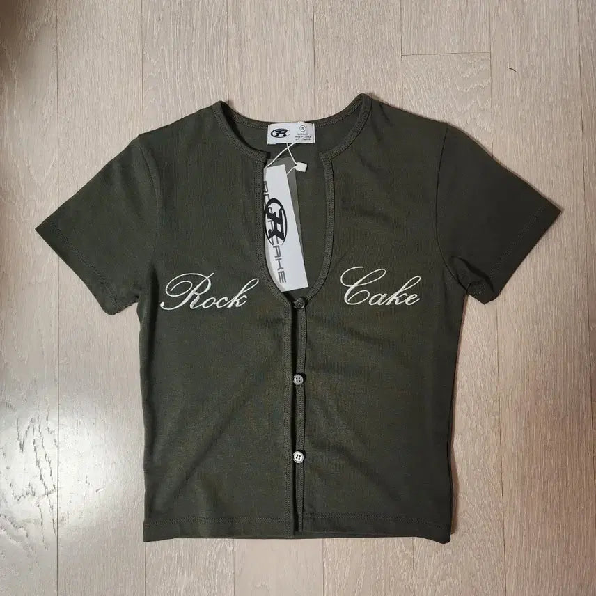[BUNJANG] Rackake Script Cotton Short Sleeve Cardigan / 새상품)락케이크 스크립트 코튼 숏 슬리브 반팔 가디건