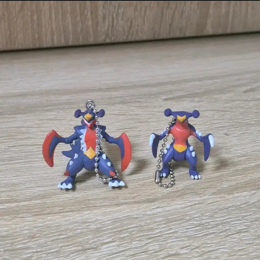 [BUNJANG] Pokemon Garchomp Mega Evolution Set Figure / 급처) 포켓몬 피규어 고전 스트랩 가챠 한카리아스 메가진화세트