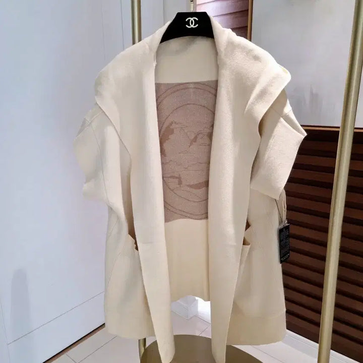 [BUNJANG] Georges Rech Spring Half Sleeve Hooded Cardigan / (택채새옷) 조르쥬레쉬 봄용 반팔 후드 가디건