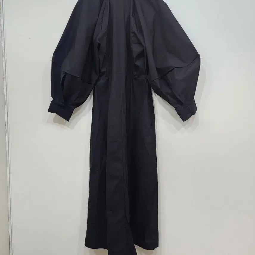 [SOLD OUT] COS 블랙 셔츠형 롱 원피스