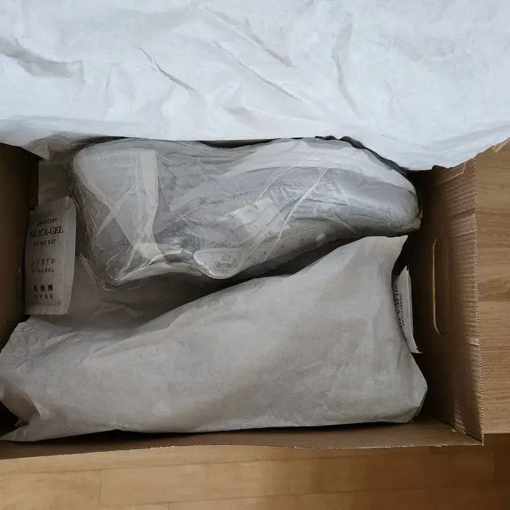 [BUNJANG] New Balance 993 Gray (D Standard) Sneakers / [새제품/285mm] 뉴발란스 993 그레이 (D스탠다드)