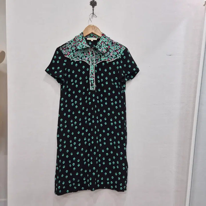 [BUNJANG] Maje Black Pattern Collar Midi Dress / 마쥬 블랙 패턴 카라 반팔 원피스