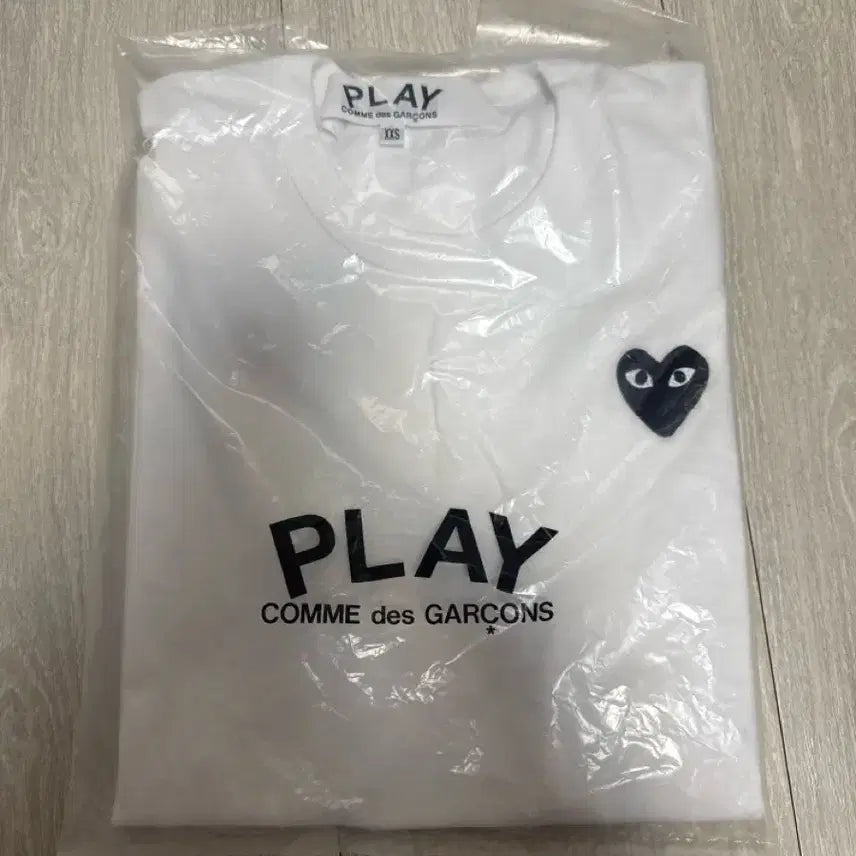 [SOLD OUT] [새상품] 정품 꼼데가르송 롱슬리브 xxs