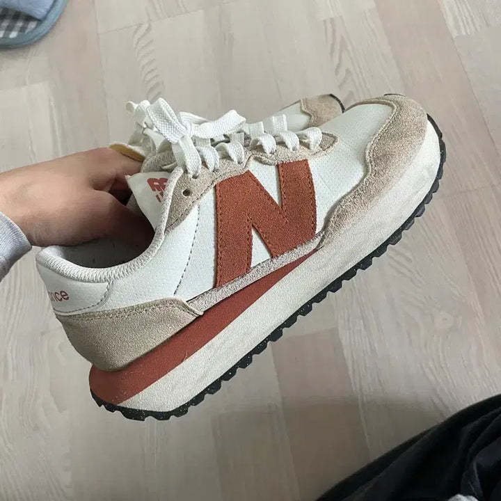 [BUNJANG] New Balance 230 Sneakers / 뉴발란스 230