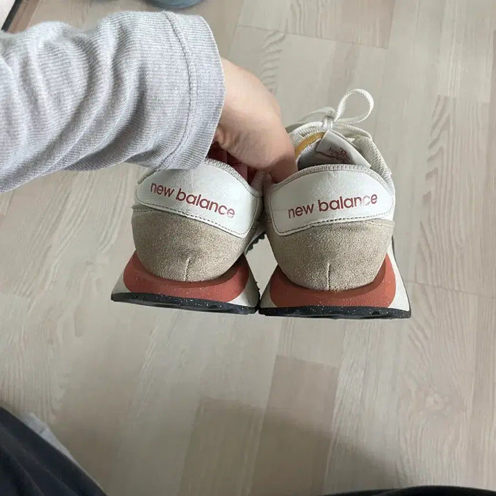 [BUNJANG] New Balance 230 Sneakers / 뉴발란스 230