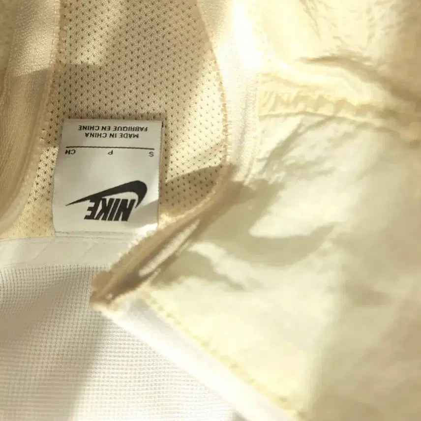 [SOLD OUT] 나이키 AIR 옐로우 아노락 바람막이