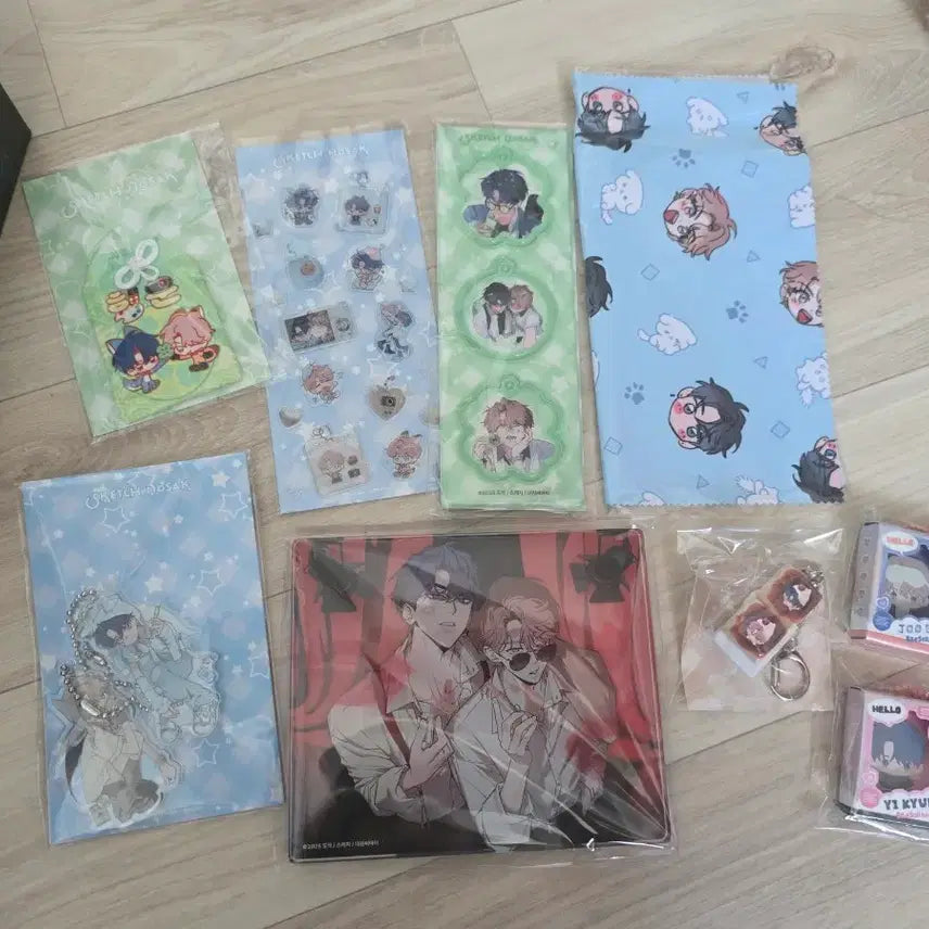 [BUNJANG] Sketch Pajamas &amp; Scroll &amp; Acrylic Items / 스케치 잠옷&amp;족자봉&amp;아크릴 등등