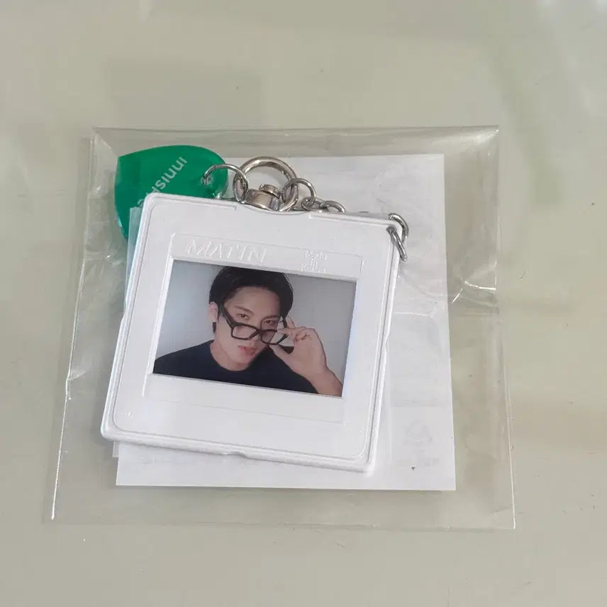 [SOLD OUT] 미개봉) 이니스프리 민규 필름 포토 키링