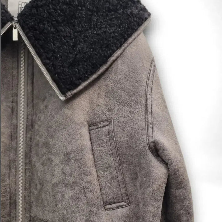 [SOLD OUT] 에고이스트 블루라벨 크롭 무스탕 퍼 자켓 M(55)
