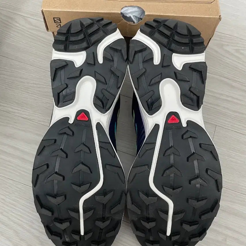 [BUNJANG] Salomon XT-4 Advanced Tie-dye Limited Edition Sneakers / 살로몬 XT-4 ADVANCED 타이다이 한정판 265