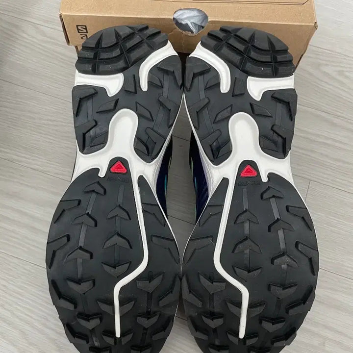 [BUNJANG] Salomon XT-4 Advanced Tie-dye Limited Edition Sneakers / 살로몬 XT-4 ADVANCED 타이다이 한정판 265