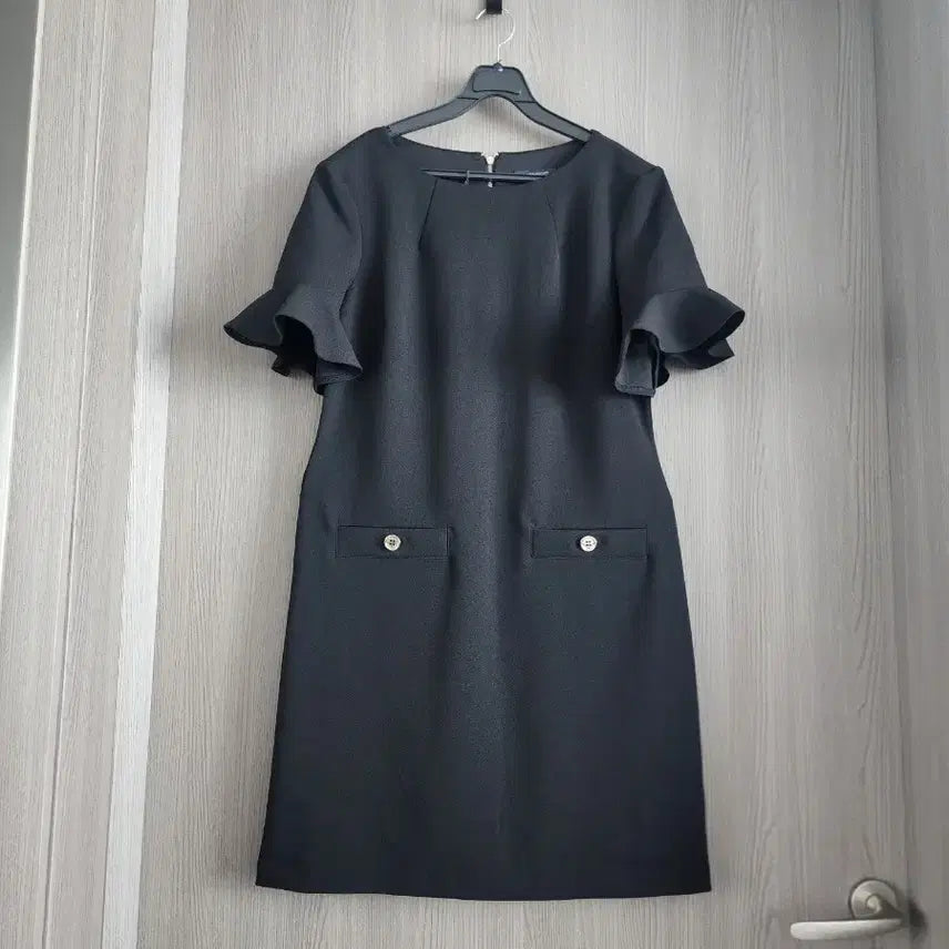 [BUNJANG] Tommy Hilfiger Gold Button Flare Sleeve Dress / 타미힐피거 금장버튼 플레어 소매 원피스