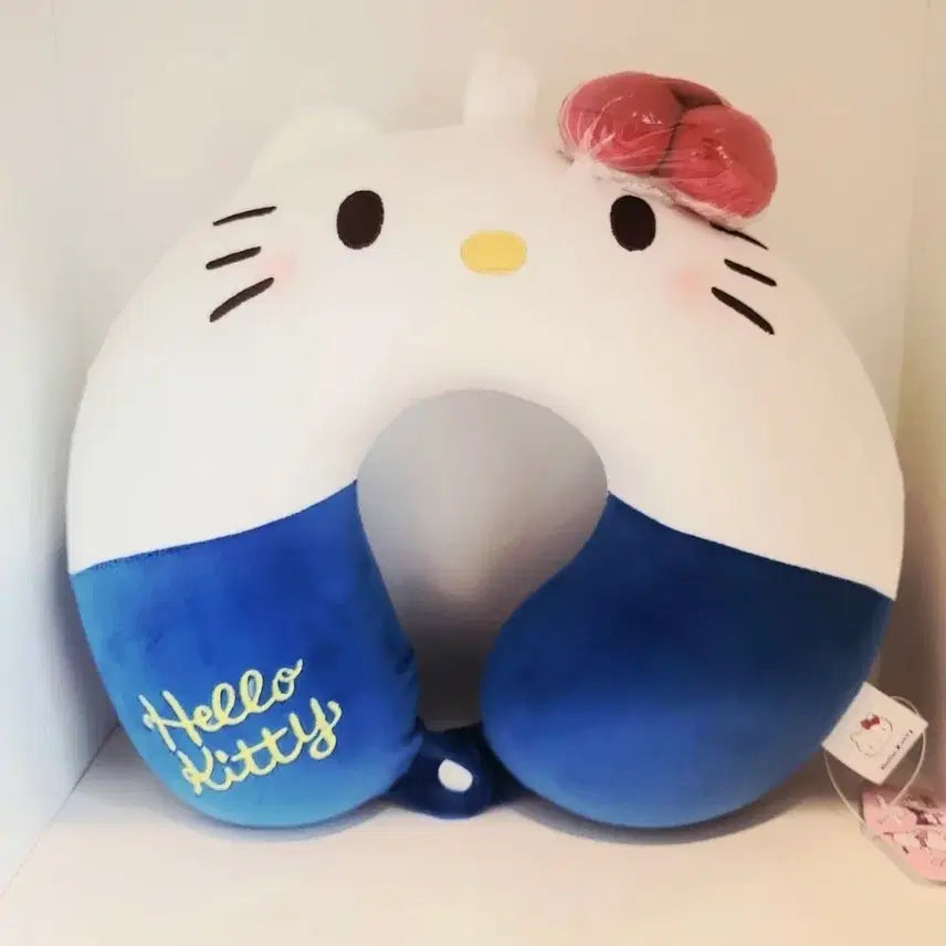 [BUNJANG] Hello Kitty Neck Pillow Travel Pillow / 헬로키티 기내용 목쿠션 넥필로우 여행용 비행기 휴대용 목베개