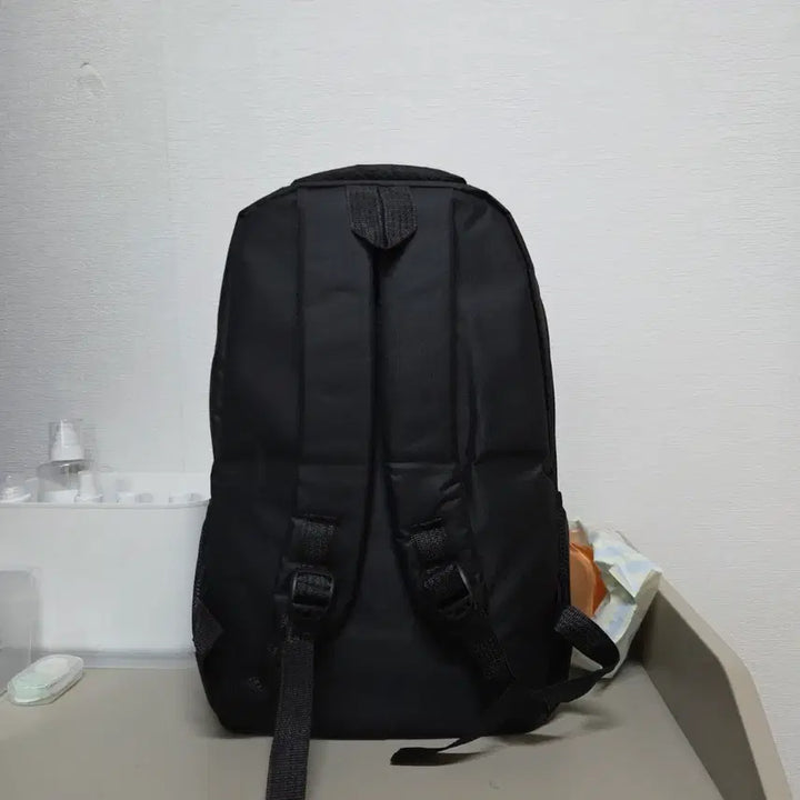 [BUNJANG] Black Backpack / 백팩 새상품