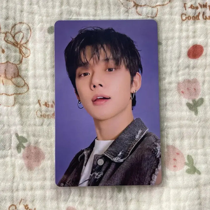 [BUNJANG] TXT Yeonjun 2025 Survey POB Photocard / 투모로우바이투게더 특전 연준 회보 2025 앙케이트 포카 포토카드
