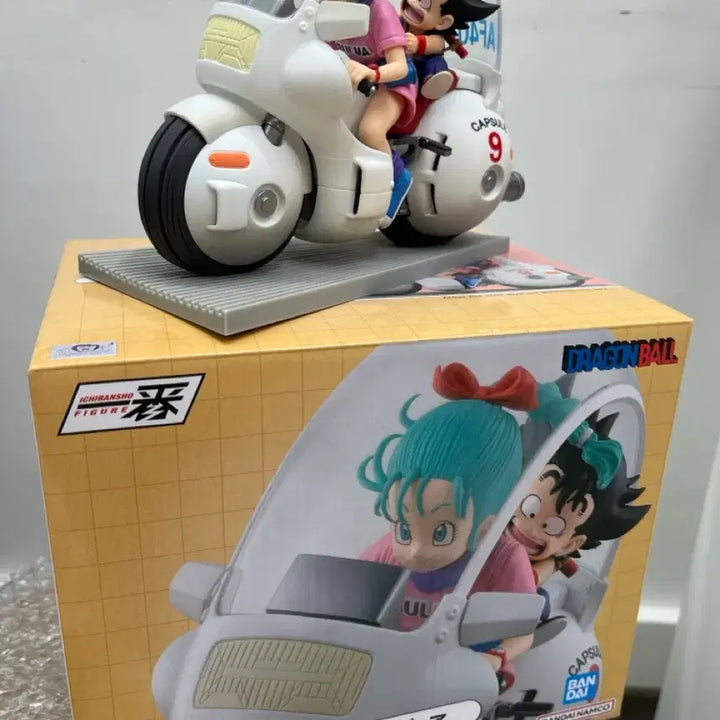 [BUNJANG] Dragon Ball Bulma Bike Figure / 드래곤볼 제일복권 부르마 바이크 (손오공) 판타스틱 어드벤처 해외판