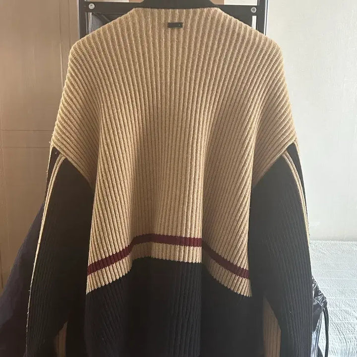 [SOLD OUT] 아더에러 펠츠 가디건 느와르